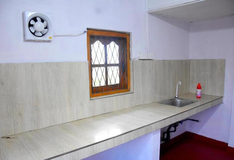 پانسیون Carmalin Holiday Bungalow