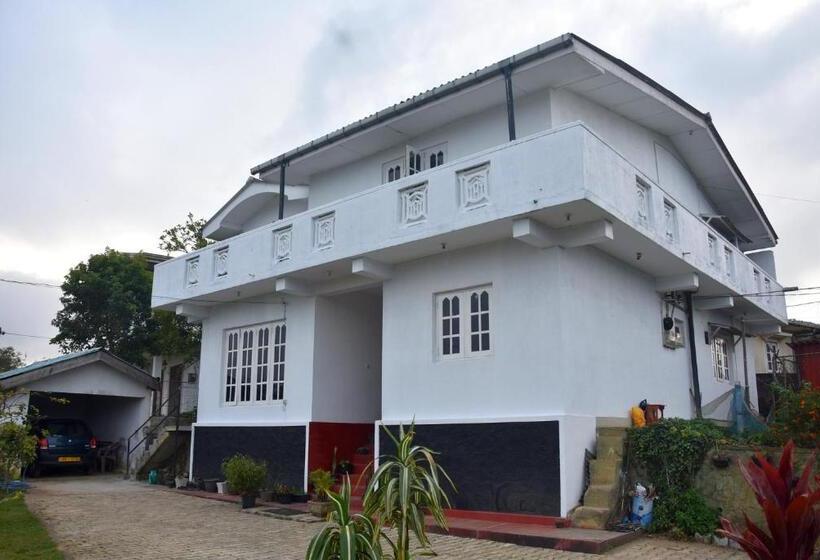 پانسیون Carmalin Holiday Bungalow