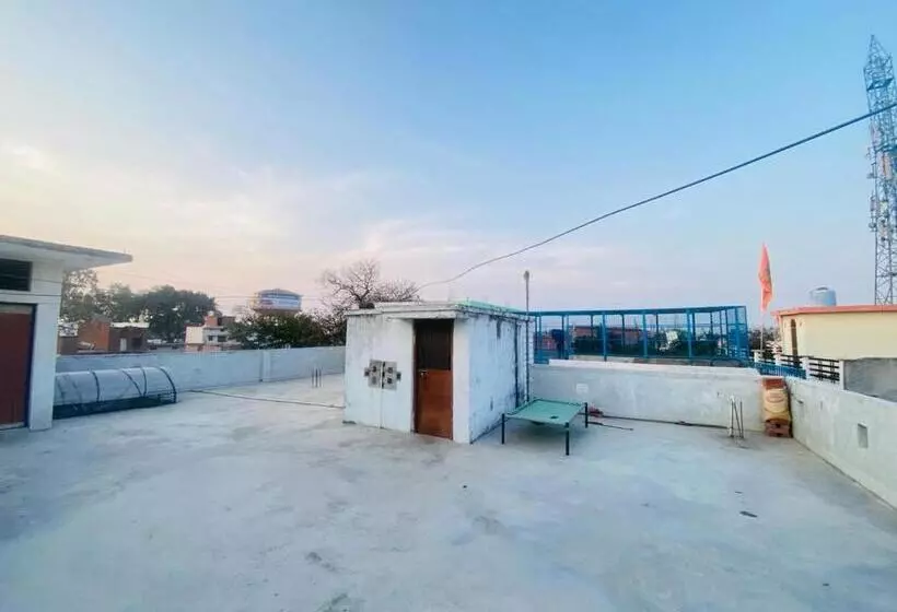 Majatalo The Narayan Bhawan , Ramanuj Ashram ,haridas Nagar ,ramkot Ayodhya Ji
