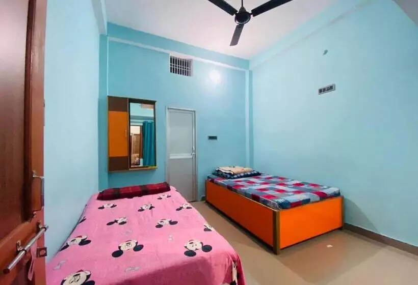Majatalo The Narayan Bhawan , Ramanuj Ashram ,haridas Nagar ,ramkot Ayodhya Ji