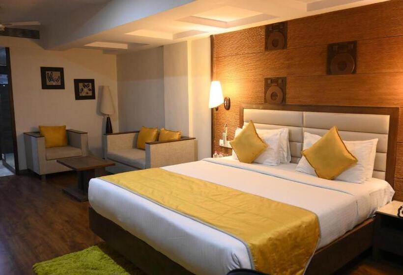 Ace Grand By Ms Hotels