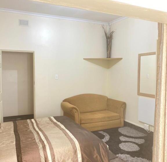 مبيت وإفطار Hilton Inn