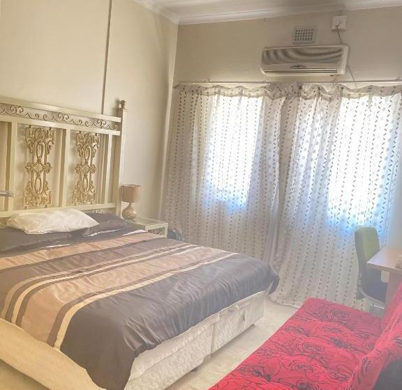 مبيت وإفطار Hilton Inn