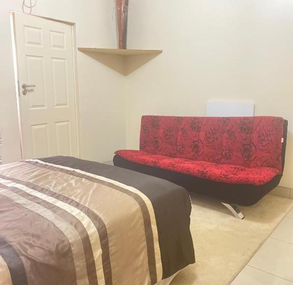 مبيت وإفطار Hilton Inn