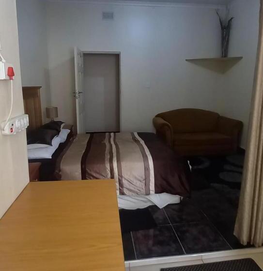 مبيت وإفطار Hilton Inn