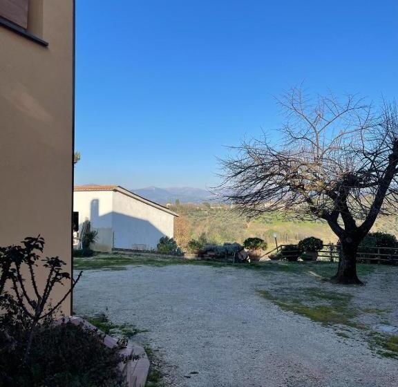 تختخواب و صبحانه Lattrazionedelgeco