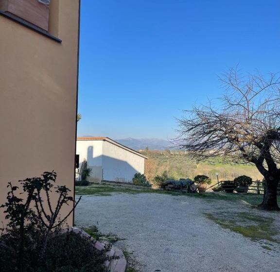 تختخواب و صبحانه Lattrazionedelgeco