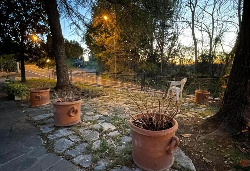 تختخواب و صبحانه Lattrazionedelgeco