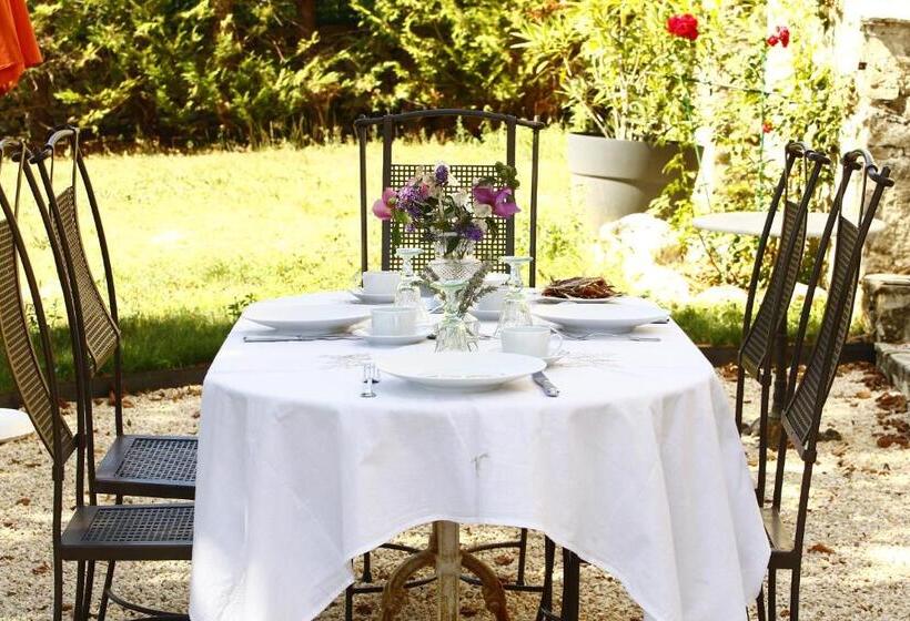 Bed and Breakfast Les Pierres Lotoises Retour De Voyages