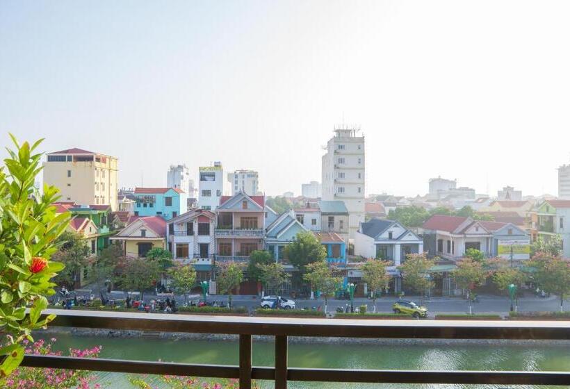 هتل 68 đồng Hải