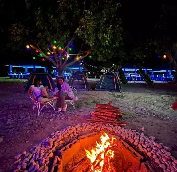 Hotelli Arzel Resort