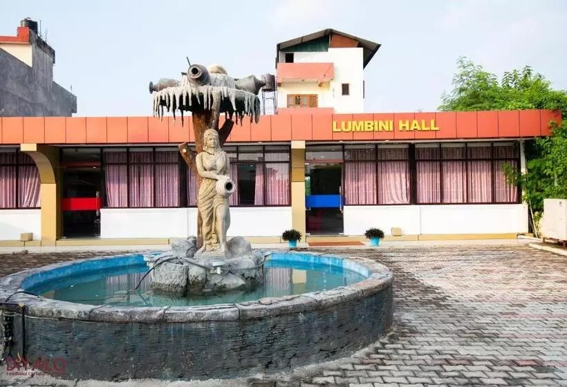 هتل Diyalo Foodland Chitwan