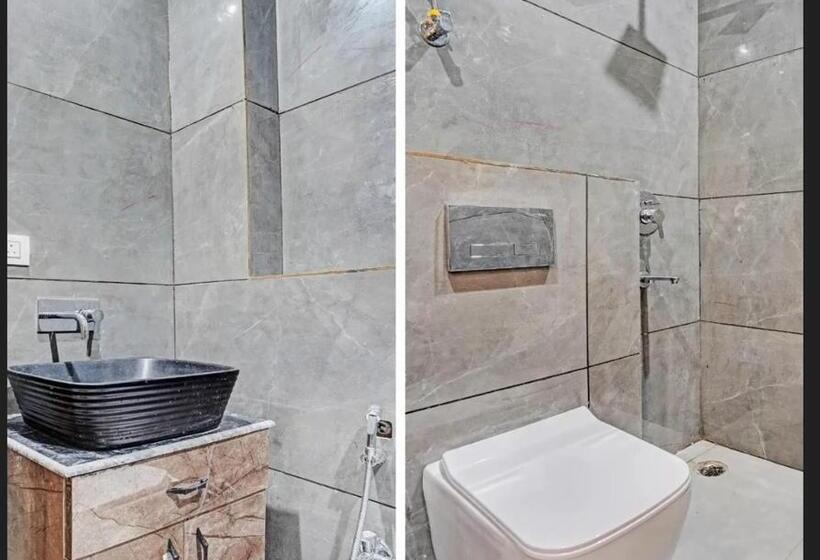 Hotel Kashvi Residency