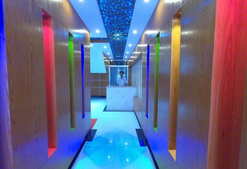 Отель Living International Ltd