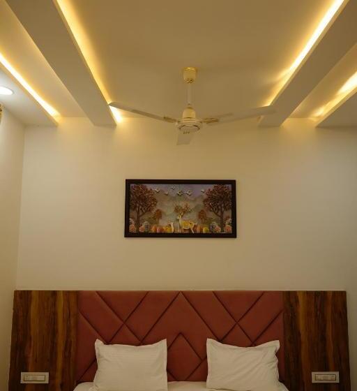 Отель Panache The Escape Home Stay