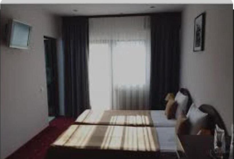 فندق Restaurant Valentino