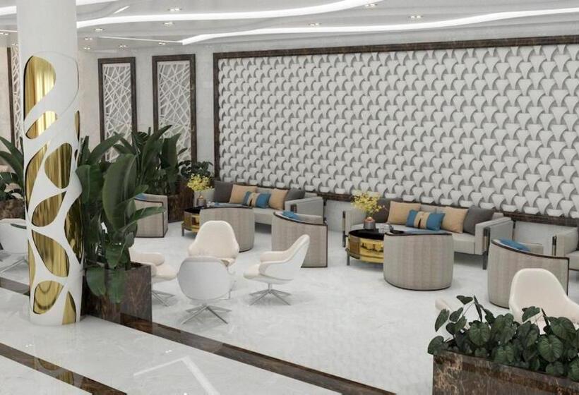 Sirena Beach Resort & Spa