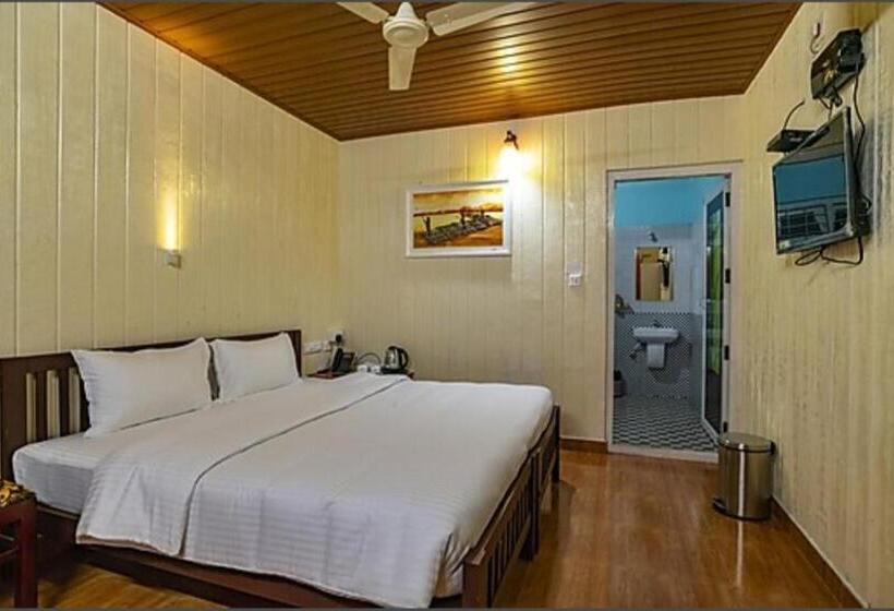 פנסיון Budgies Cottage