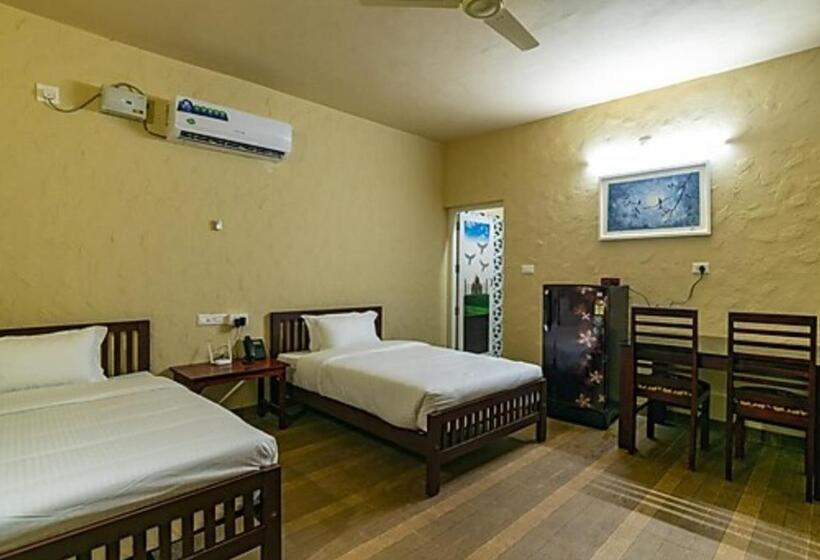 פנסיון Budgies Cottage