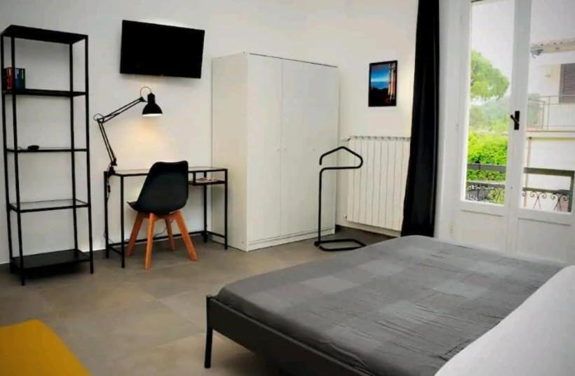 פנסיון Debirooms