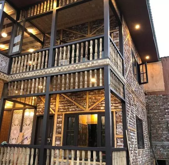 ペンション Hideaway Cottages