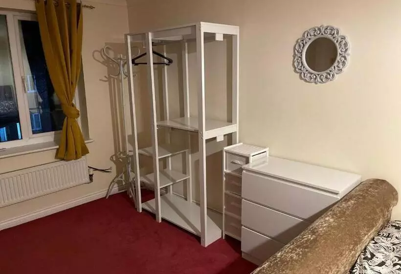 ペンション Room 2 Chassagne Guest House