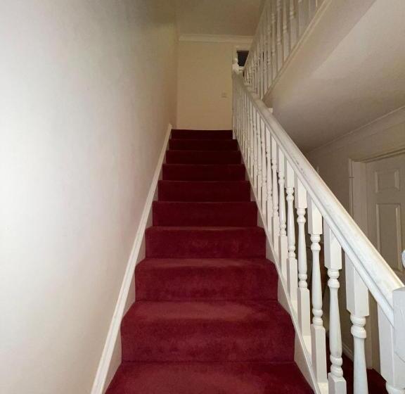 پانسیون Room 2   Chassagne Guest House