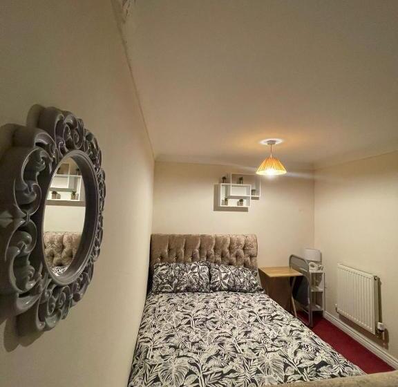 پانسیون Room 2   Chassagne Guest House