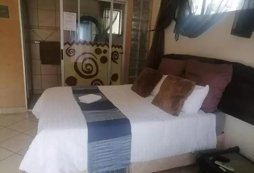 پانسیون Texas Suites