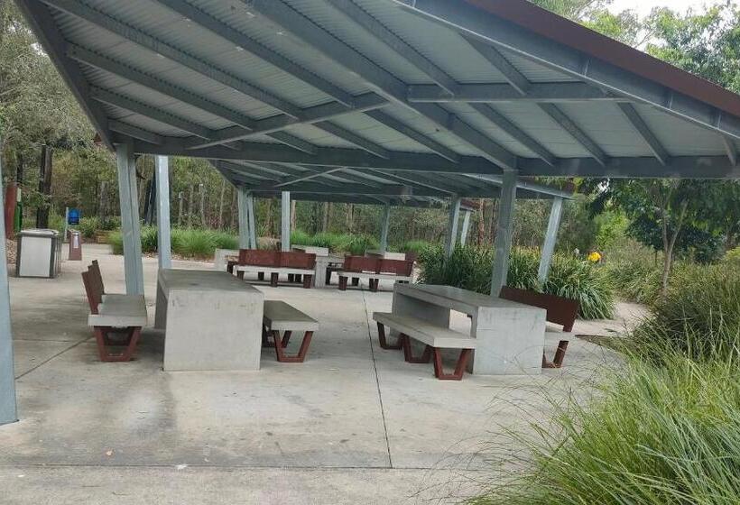 펜션 The Woodlands Hideaway   Premium Acreage Guesthouse