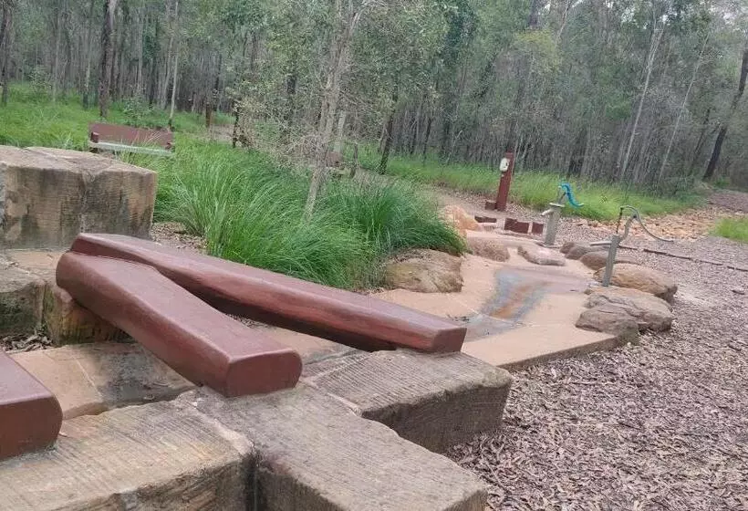 Majatalo The Woodlands Hideaway   Premium Acreage Guesthouse