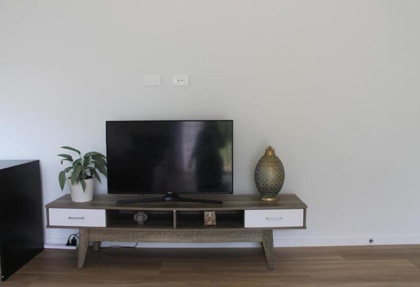 펜션 The Woodlands Hideaway   Premium Acreage Guesthouse