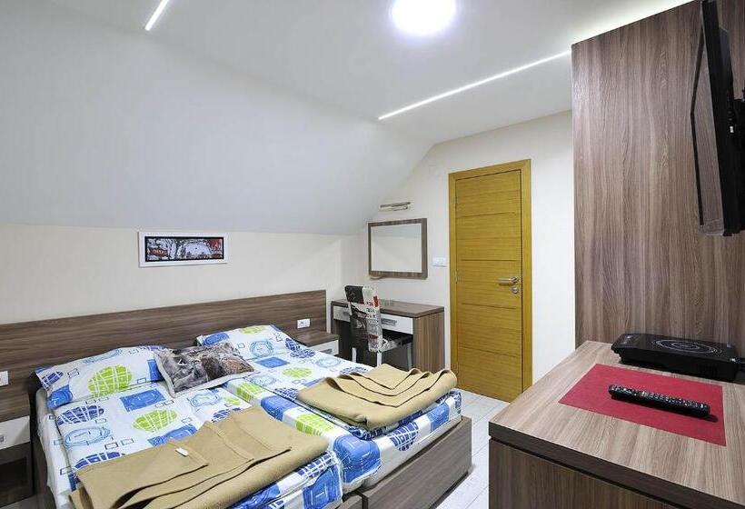 پانسیون Vila Mina