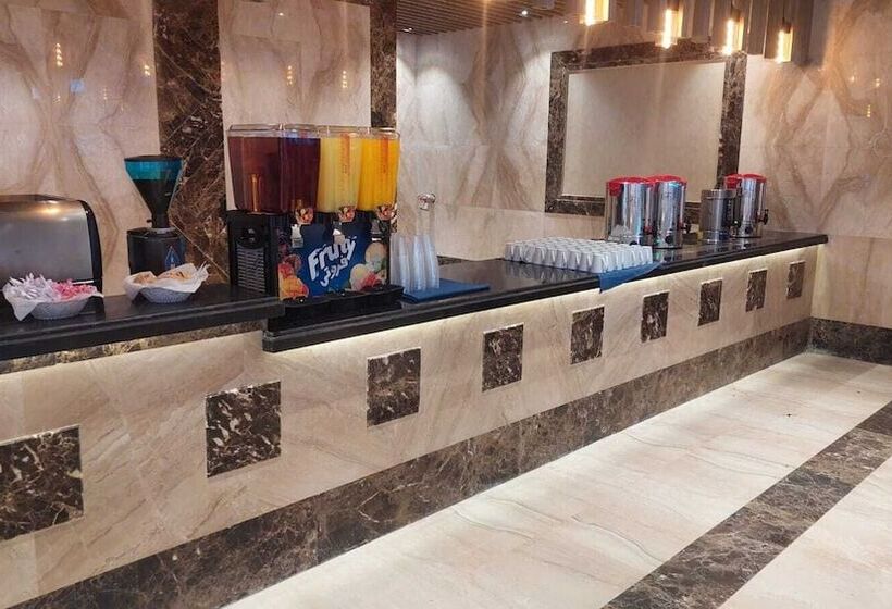 Sirena Beach Resort & Spa