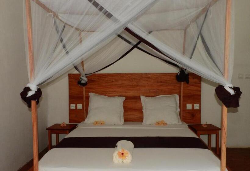 هاستل Auberge Sakati Art