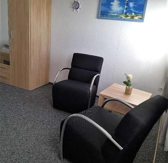 호스텔 Pension Restaurant Zur Brücke