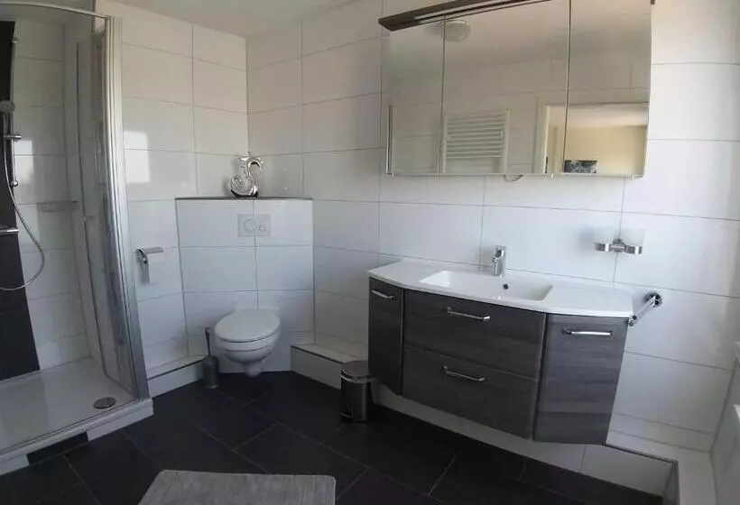 هاستل Pension Restaurant Zur Brücke