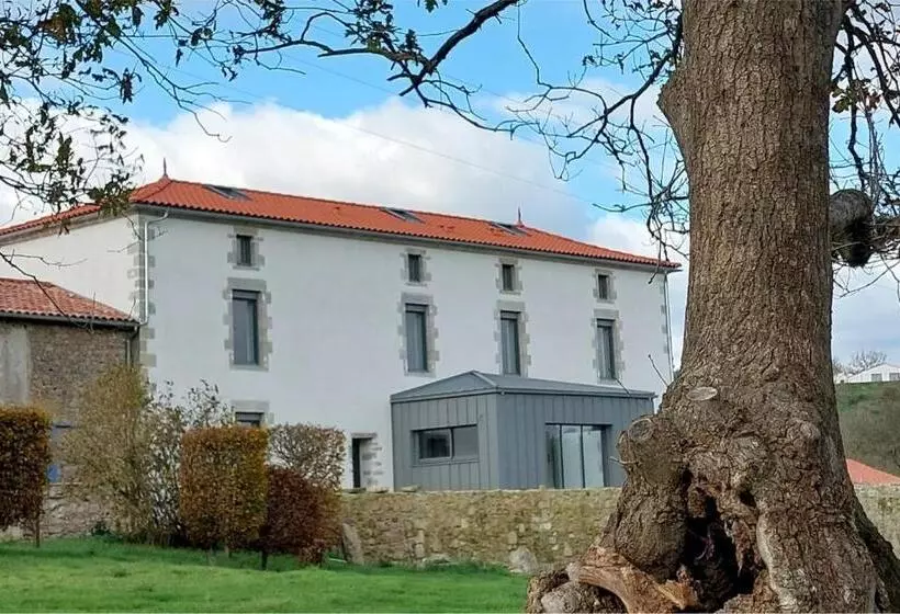 ベッドアンドブレックファースト Le Fief Guibert Hôtel Particulier Maison D Hôtes Et Gîtes