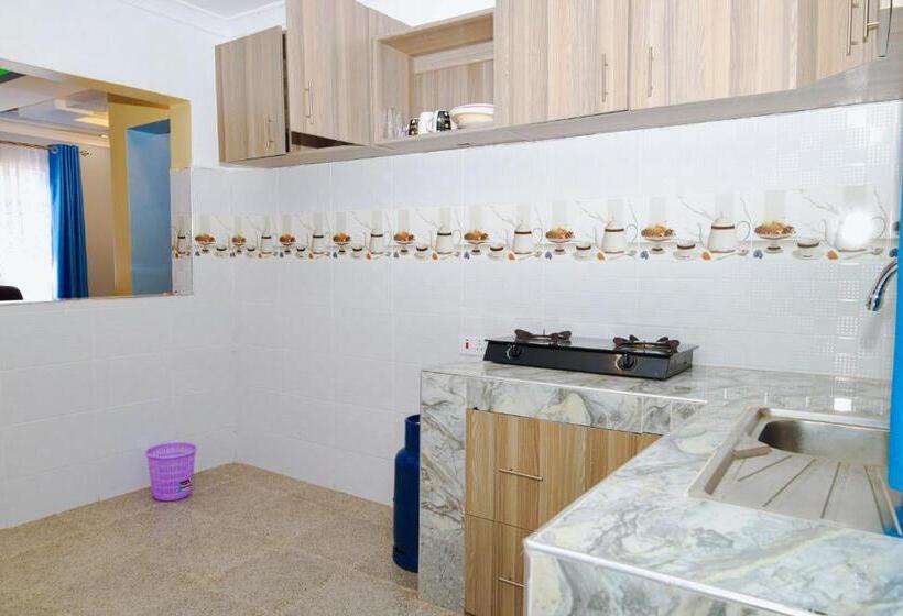 Gerly Homes Hotel & Restaurant