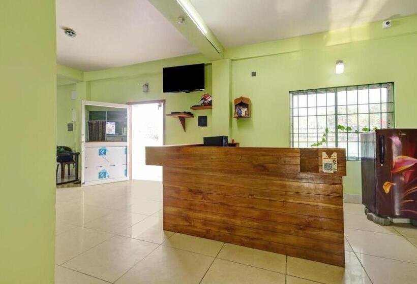 ホテル Spot On Sunrise Lodge & Axomiya Dhaba