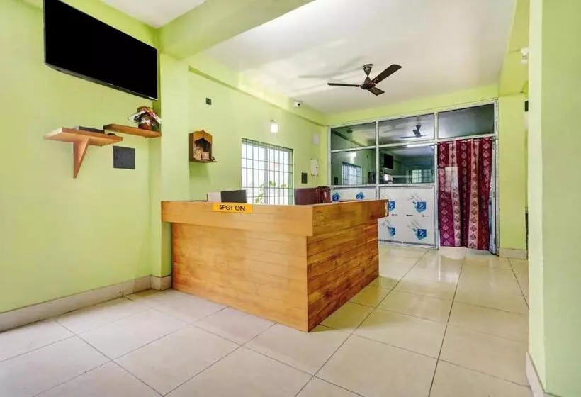 ホテル Spot On Sunrise Lodge & Axomiya Dhaba