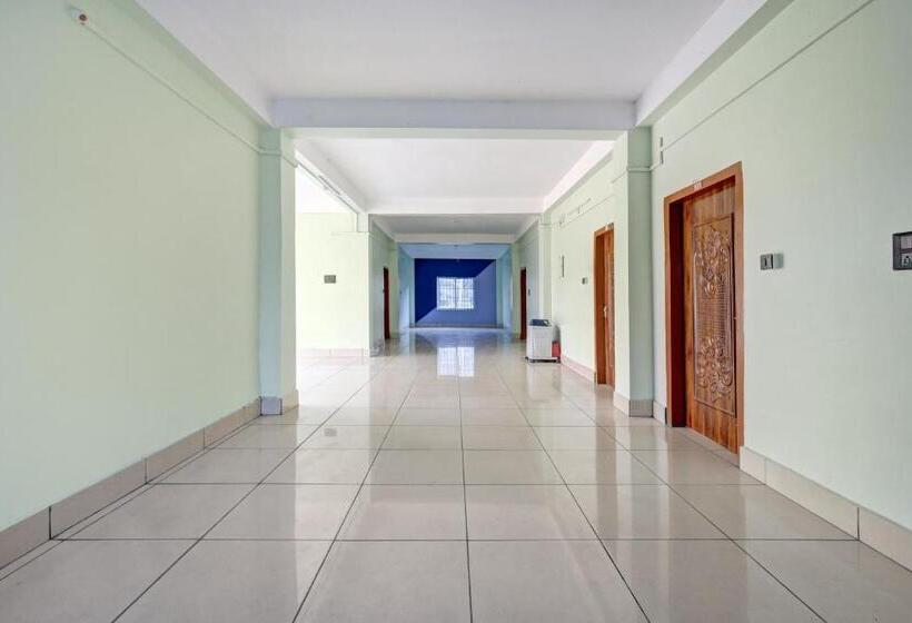 ホテル Spot On Sunrise Lodge & Axomiya Dhaba