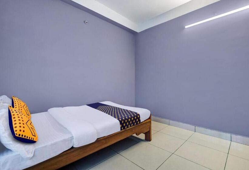 ホテル Spot On Sunrise Lodge & Axomiya Dhaba