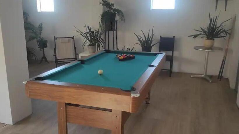 پانسیون Twin Room At Villa Lila