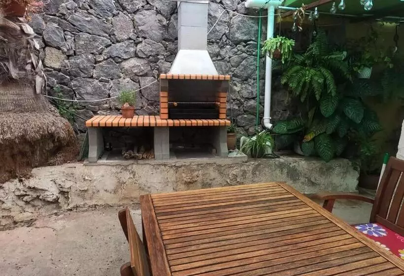 ペンション Twin Room At Villa Lila