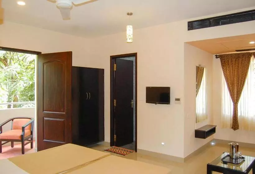 Philomena Hotel & Apartment