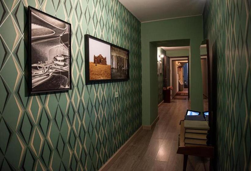 تختخواب و صبحانه Home & More Brigida