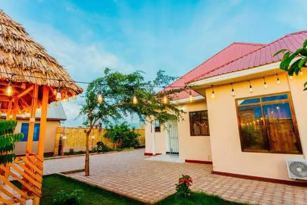 تختخواب و صبحانه Safi House