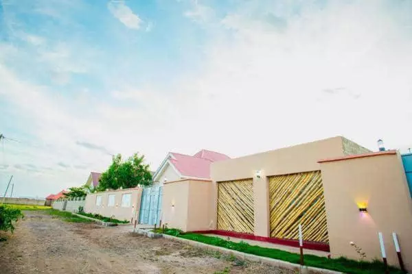 تختخواب و صبحانه Safi House