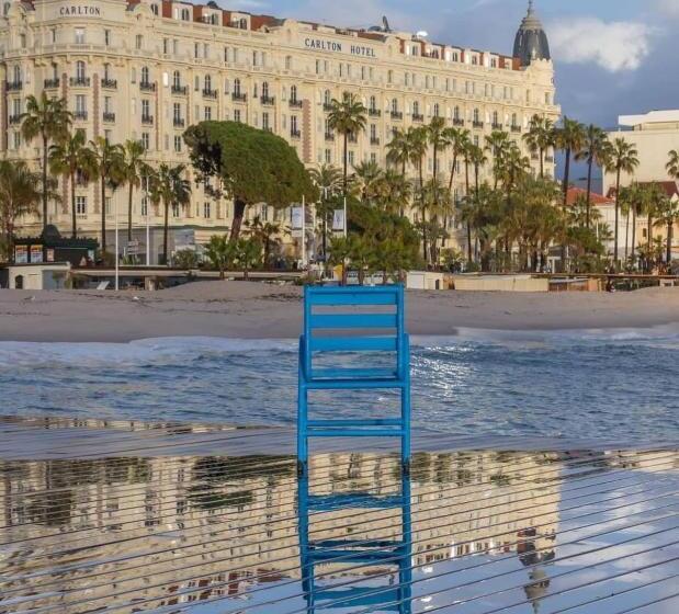 تختخواب و صبحانه Villa Nomade Proche De Cannes